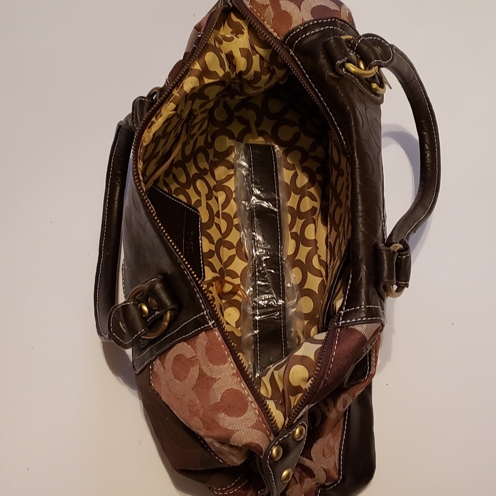 Purse - Picture 3 of 4
